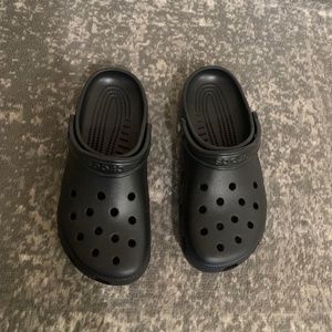Black Crocs